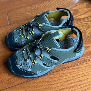 New Northside sport sandal